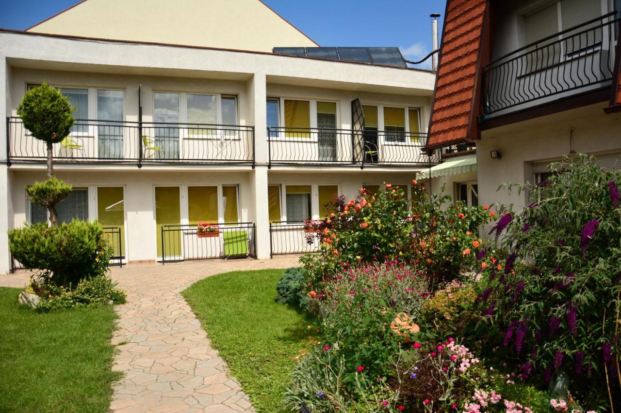 Agra Zielony Ogrod Leba Exteriér fotografie